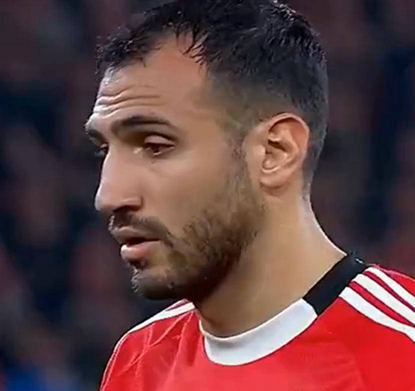 穆帅迎来转机！本菲卡半程不败紧追欧冠席位，逆袭争前二成大热门